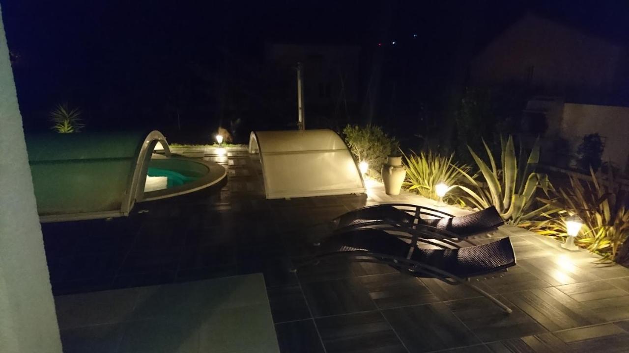 La Maisonnette Du Jardin Narbonne Eksteriør billede